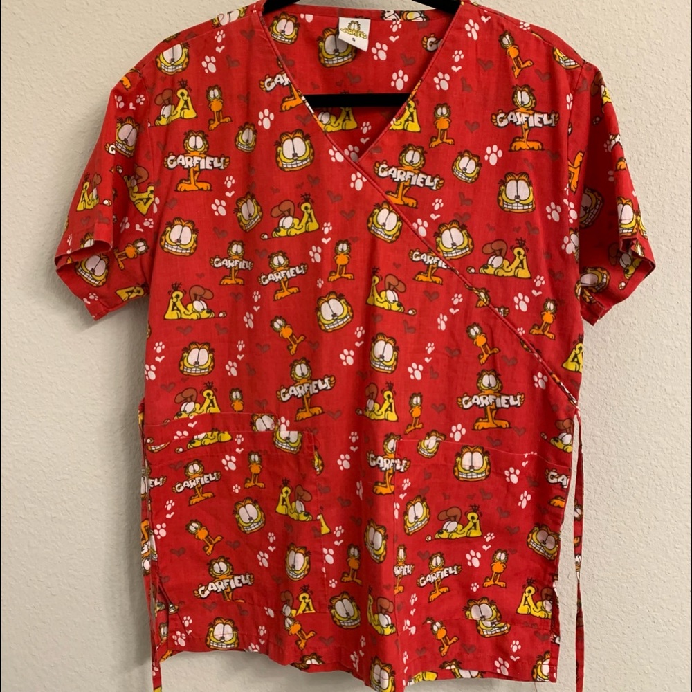 Garfield SCRUB Top